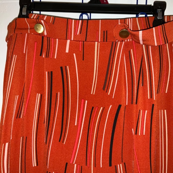 Attention BURNT ORANGE Women’s Skirt Size Large - Picture 2 of 8